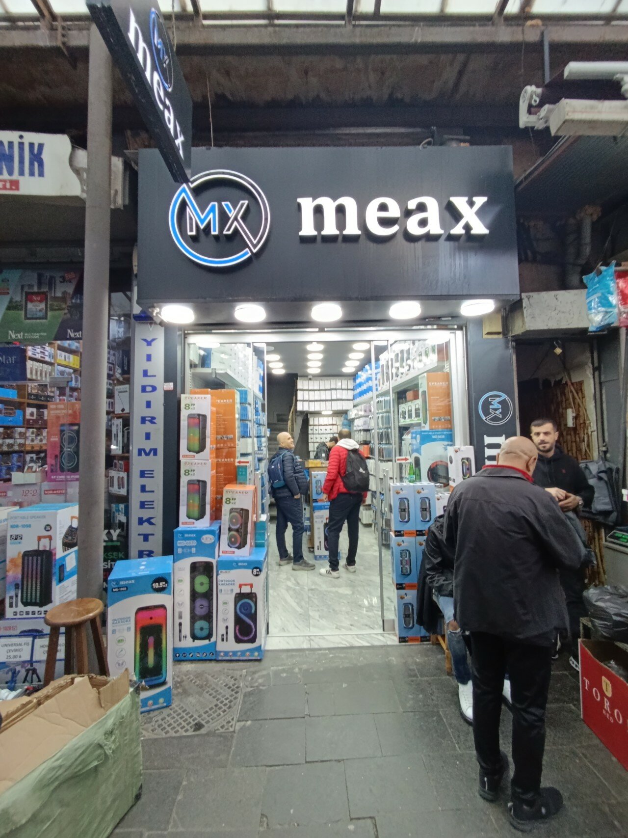 meax dükkan 2
